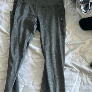 Grey leggings never worn